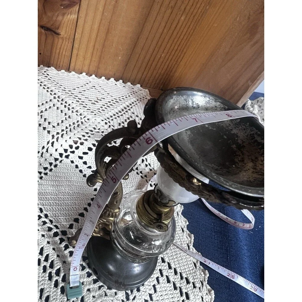 ANTIQUE VAPO-CRESOLENE VAPORIZER KEROSENE OIL LAMP W/BOX